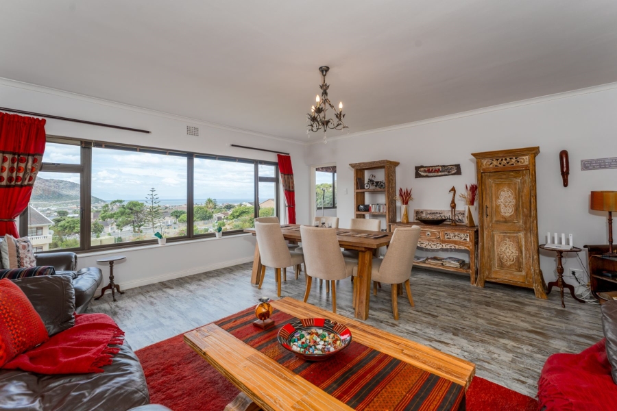 To Let 3 Bedroom Property for Rent in Fish Hoek Western Cape